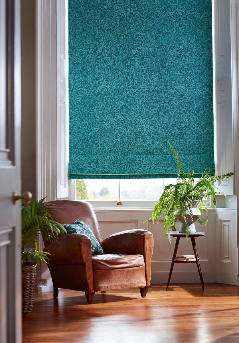 Just a touch of teal is enough here. William Morris Willow Jade Roman Blind from €31.16, blinds-2go.