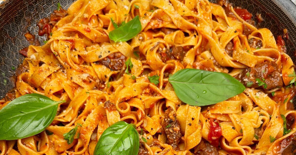 Slow Cooked Beef Ragu