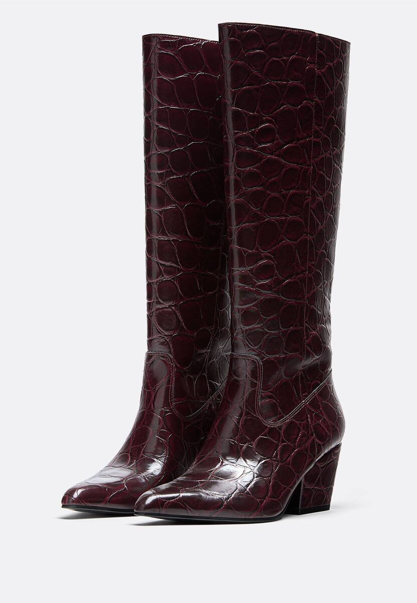 Burgundy Knee High Boots, €65.99, Stradivarius.