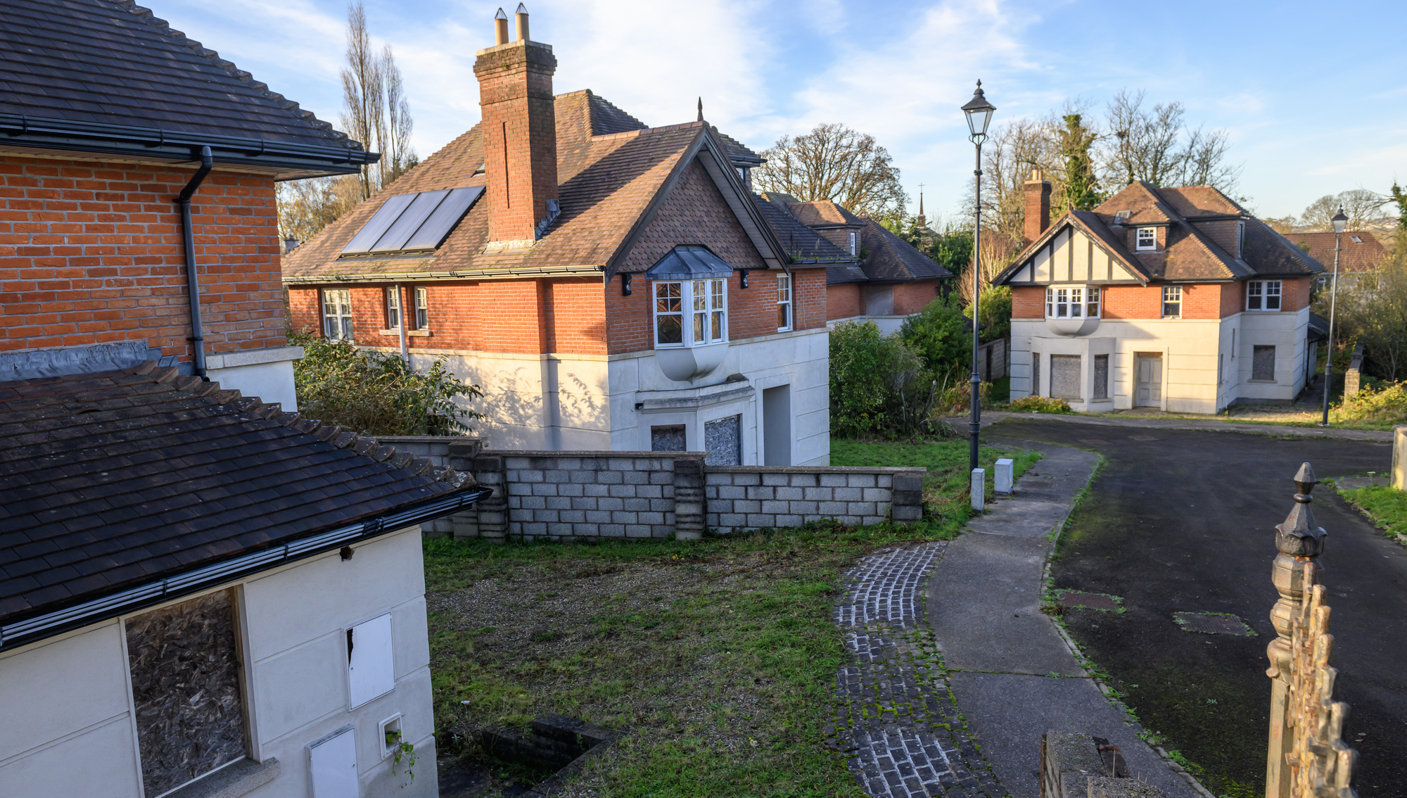 Cork ‘ghost’ housing scheme sells 50% above guide in fierce online auction