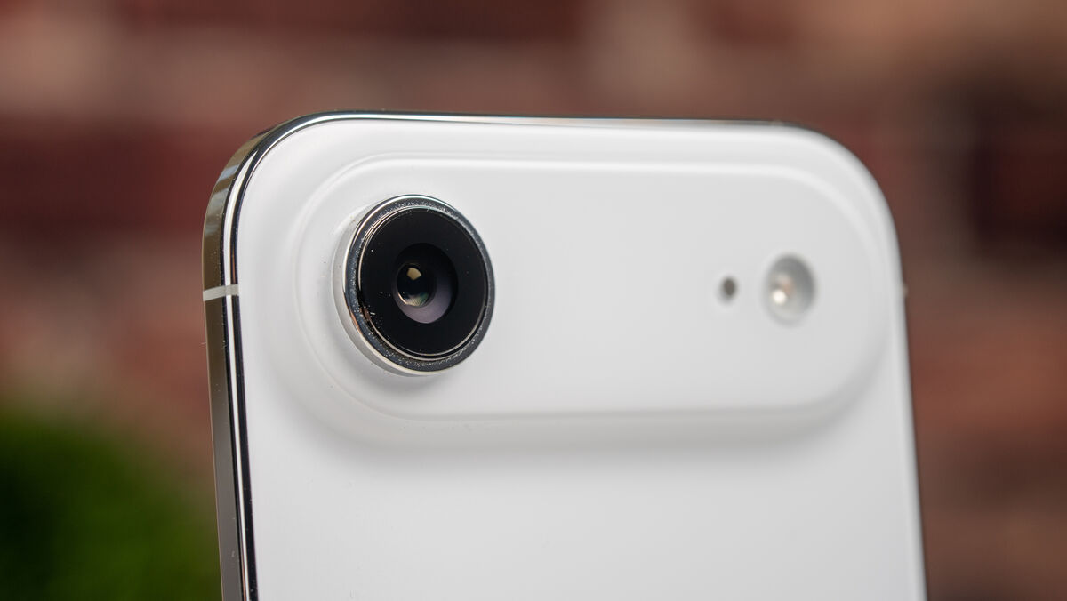 The single 48MP main camera may seem modest, but it captures impressively detailed, natural-looking shots in all lighting conditions. Picture: Noel Campion.