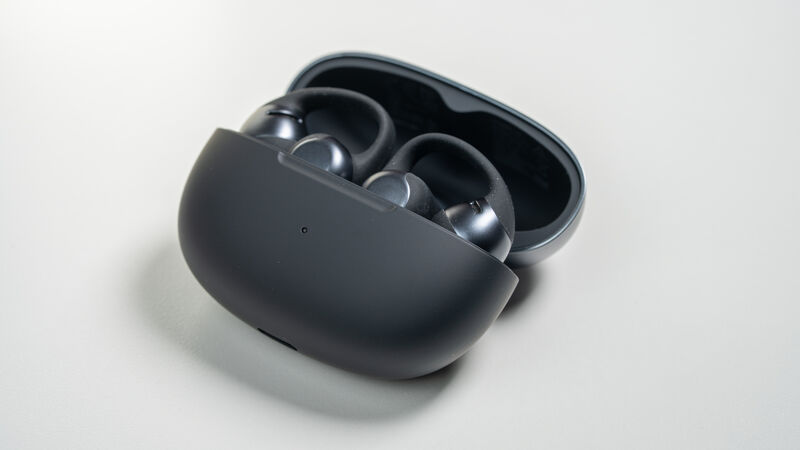 With up to 40 hours of total battery life and wireless charging support, the compact case keeps you powered wherever you go. Picture: Noel Campion. With up to 40 hours of total battery life and wireless charging support, the compact case keeps you powered wherever you go. Picture: Noel Campion.