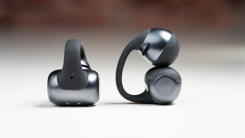 Dolby Audio and DirectPitch technology deliver surprisingly rich, full-bodied sound for open-ear listening. Picture: Noel Campion. Dolby Audio and DirectPitch technology deliver surprisingly rich, full-bodied sound for open-ear listening. Picture: Noel Campion.