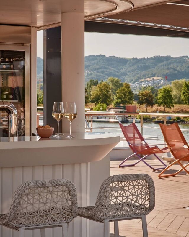 River cruise