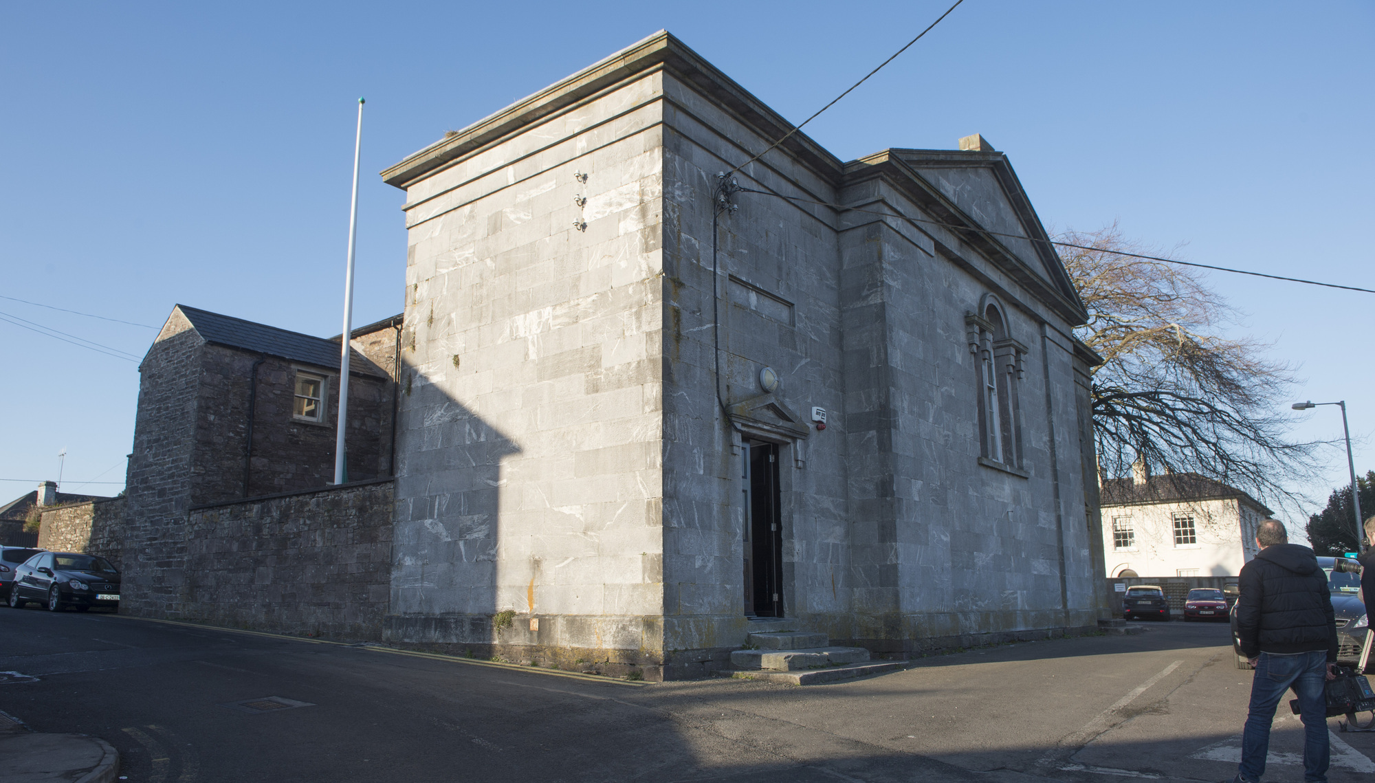 Cork man who cannot remember assaulting woman and damaging house pleads guilty