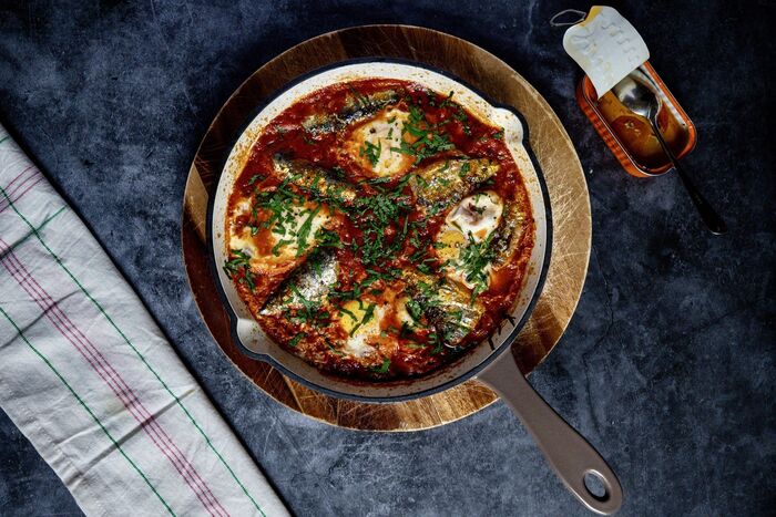 Sardine shakshuka