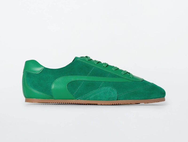 Minimal leather trainers, COS, €99