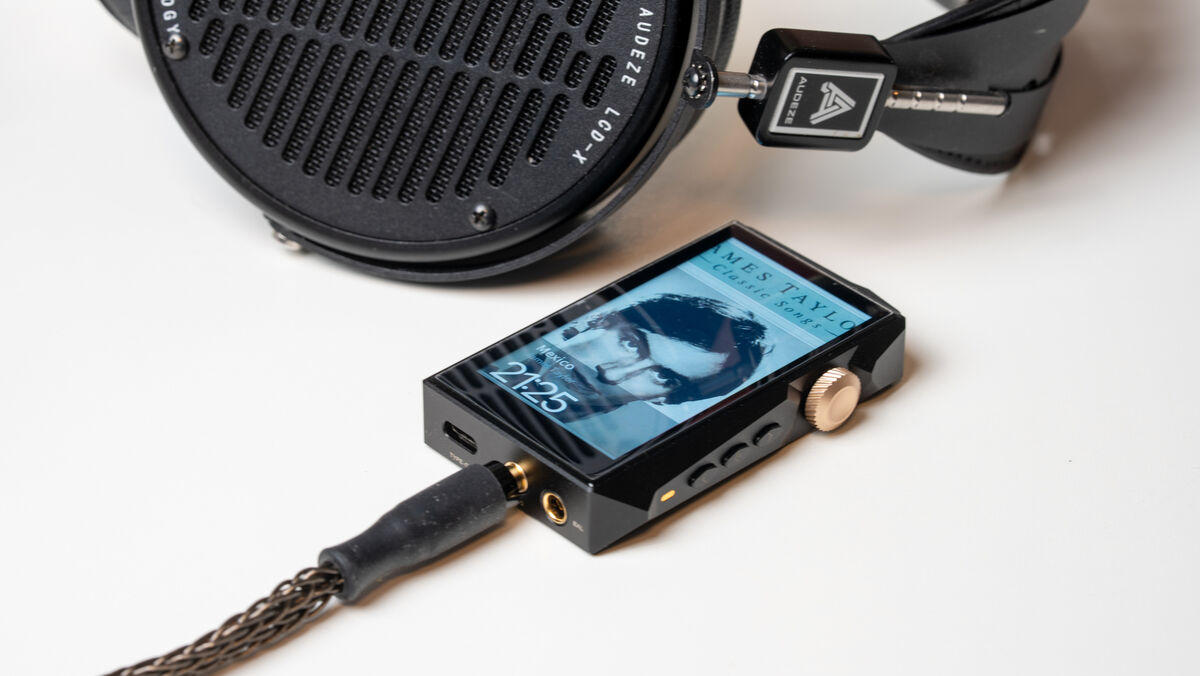 Power that surprises: drives demanding headphones like the HD 650 without breaking a sweat. Picture: Noel Campion.