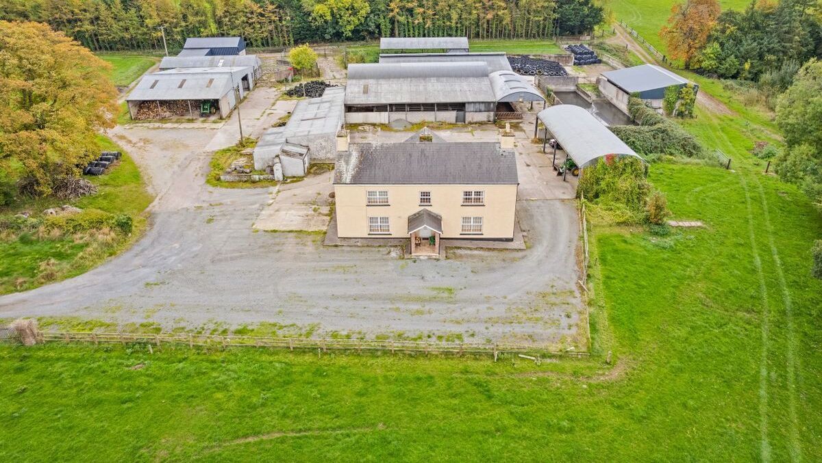 Up to €30k an acre expected for 'once-in-a-lifetime' Cork farm