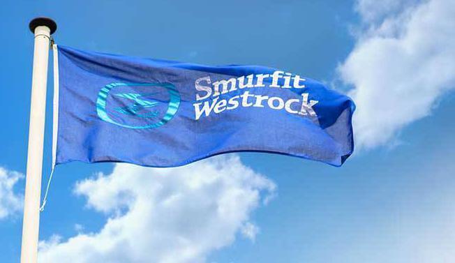 Smurfit Westrock cuts profit forecast in 'challenging' environment
