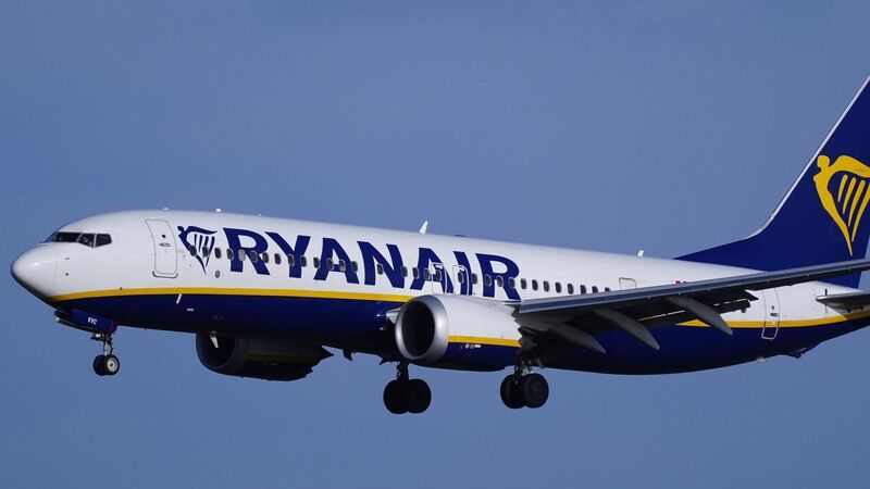 2,000 passengers arrive without digital boarding pass on first day of Ryanair 'paperless' flights