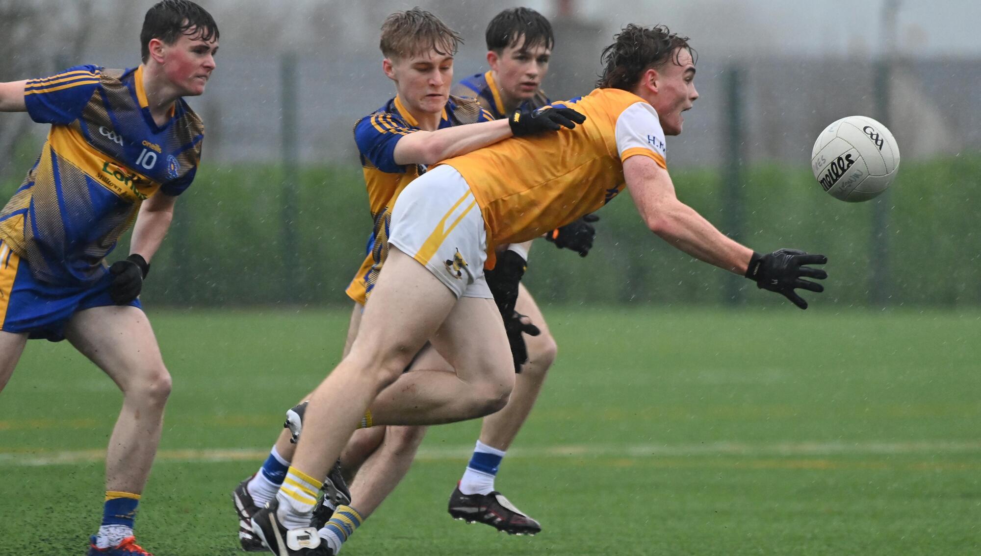 Corn Uí Mhuirí: Presentation Milltown beat Hamilton High School Bandon to reach knockouts for first time