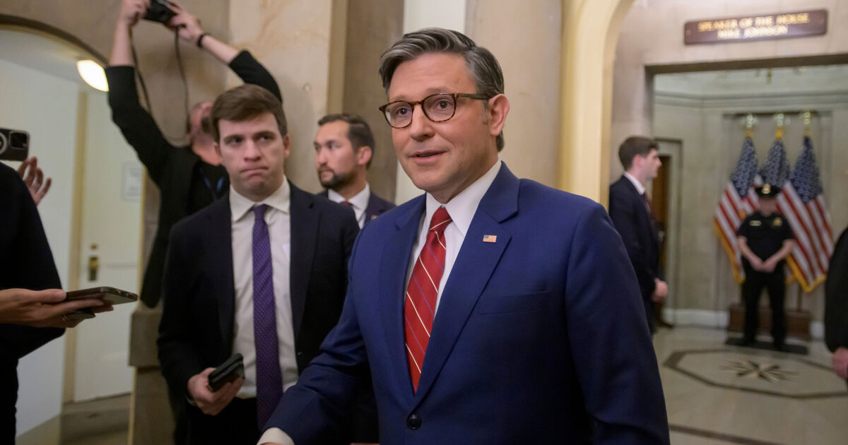 US House of Representatives passes bill to end government shutdown