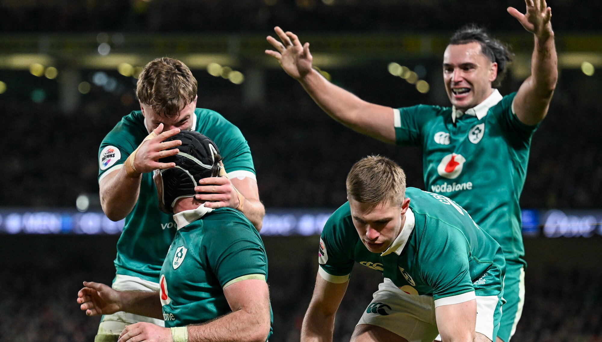 Hansen hat-trick as Ireland power to six-try win over Wallabies