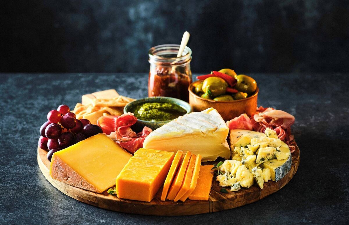 SuperValu’s commitment to championing Irish producers shines through its festive cheese range. 