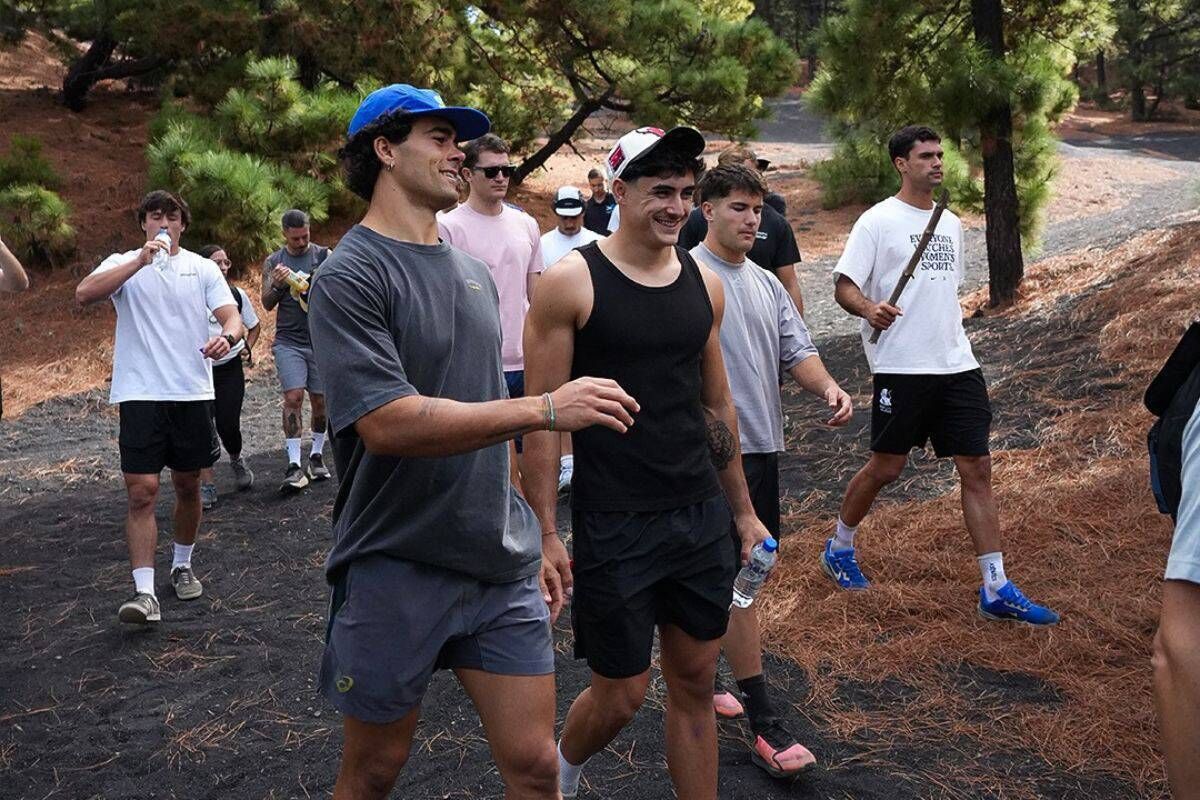 While half of Europe trains in the rain and cold, the rugby sevens world runners-up have chosen the Canary Islands. While half of Europe trains in the rain and cold, the rugby sevens world runners-up have chosen the Canary Islands.