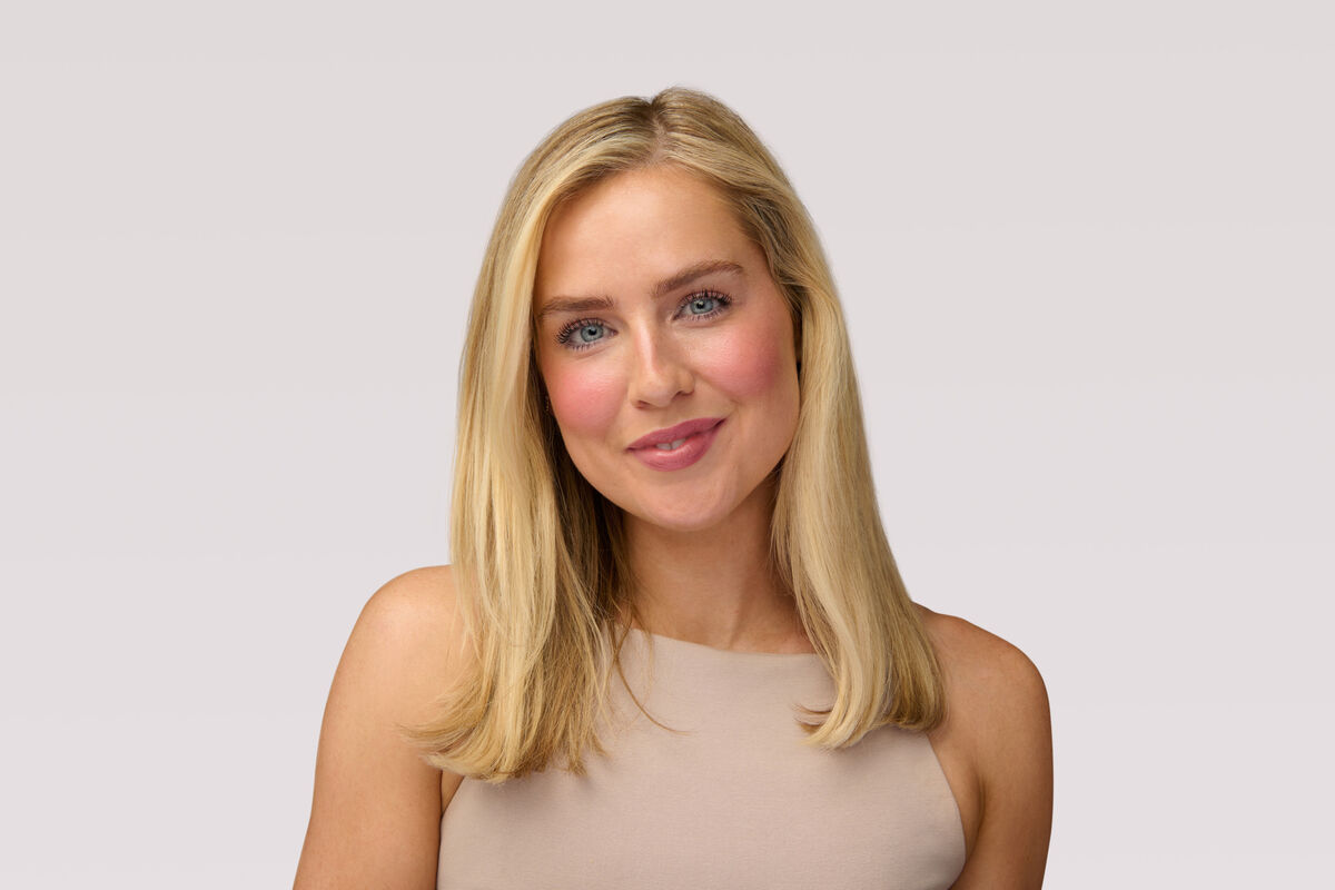 Expert Aimee Connolly says lip liner “should be your best friend”.