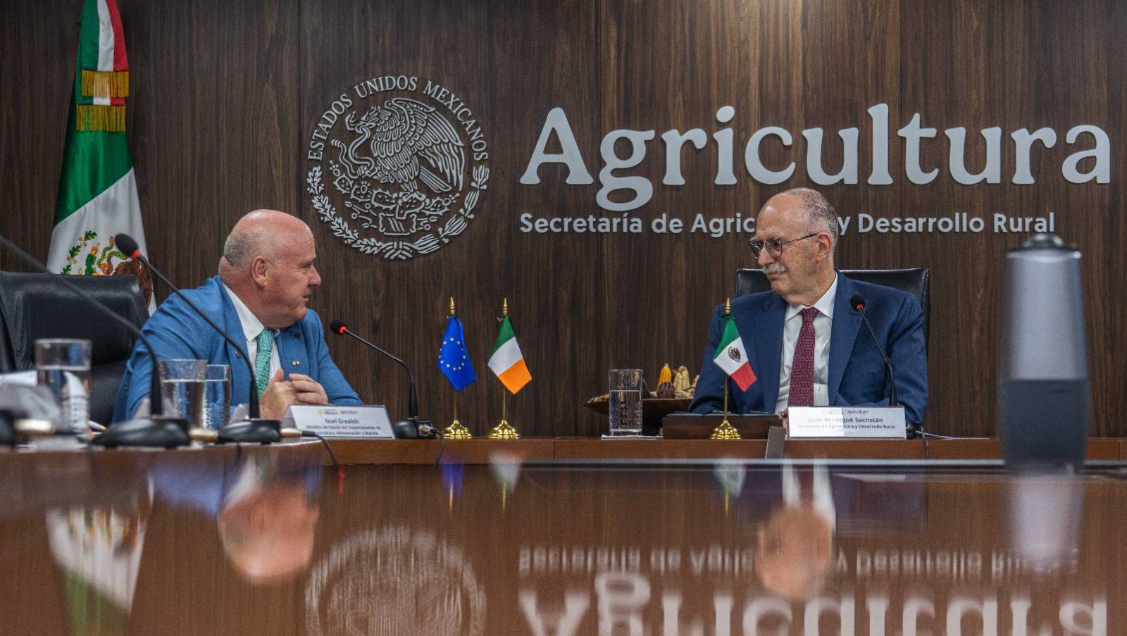 Minister Noel Grealish promotes Irish agri-food in Mexico