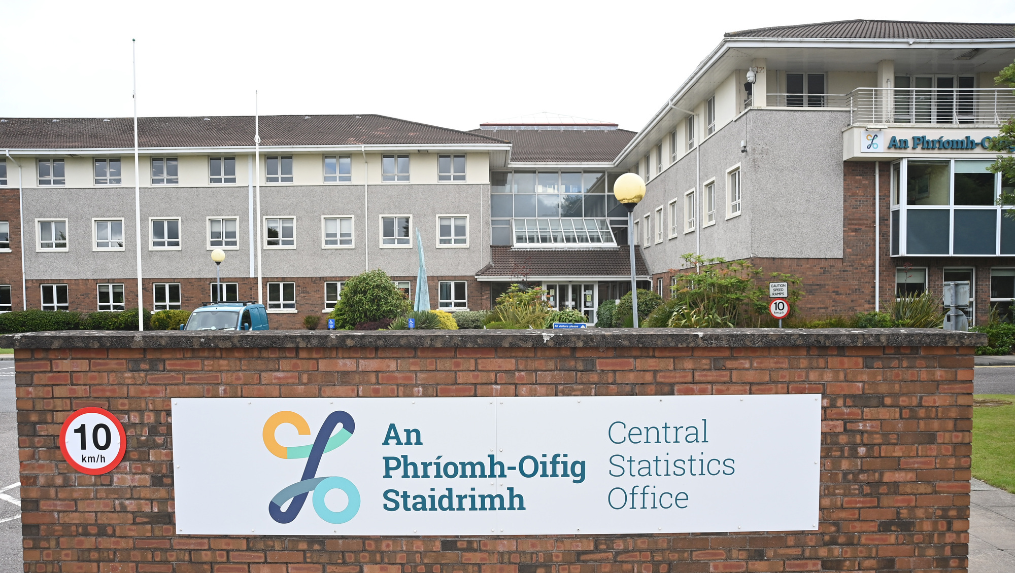 Victim 'feels targeted as a result of being transgender' after being attacked by gang in Cork
