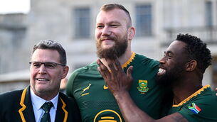 <p>Head coach Rassie Erasmus, left, with RG Snyman and Siya Kolisi. Pic: Piaras Ó Mídheach/Sportsfile</p>
