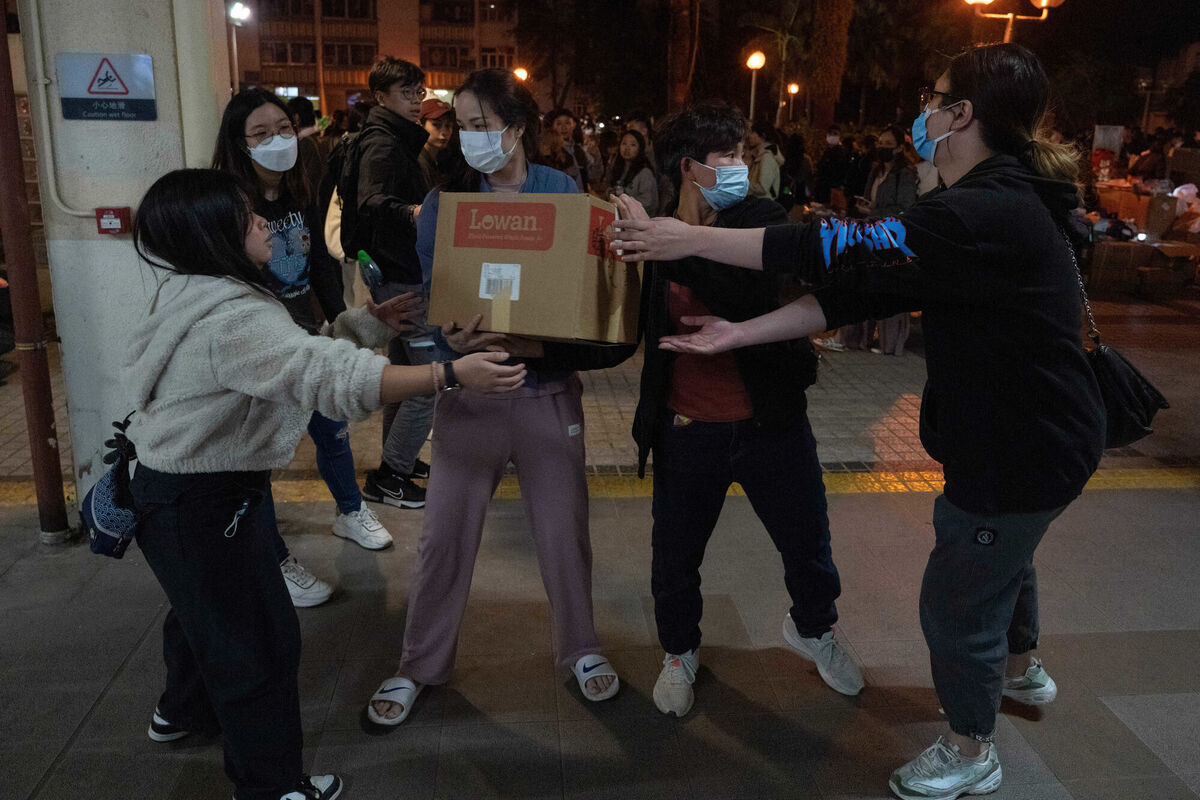 Volunteers gather daily necessities for residents in the aftermath of a fire at Wang Fuk Court, a residential estate in the Tai Po district of Hong Kong's New Territories, Thursday, Nov. 27 2025. (AP Photo/Ng Han Guan) Volunteers gather daily necessities for residents in the aftermath of a fire at Wang Fuk Court, a residential estate in the Tai Po district of Hong Kong's New Territories, Thursday, Nov. 27 2025. (AP Photo/Ng Han Guan)