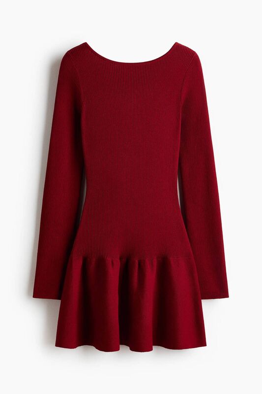 
                        Ribbed flare skirt dress, H&amp;M, €29.99 hm.com
                    