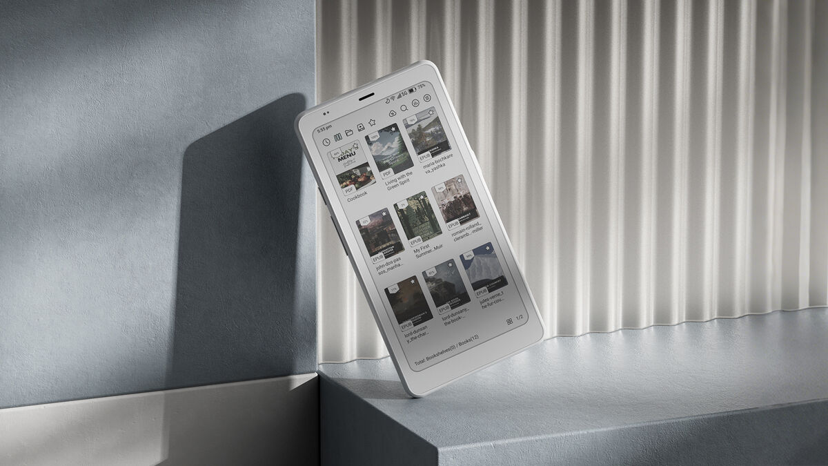 The lightweight, water-repellent design is built for daily carry. Picture: Boox.