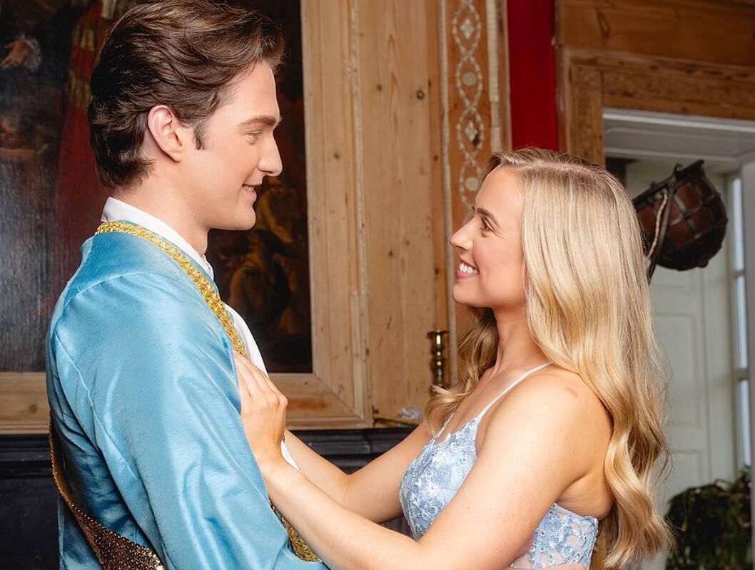 Zach O'Brien and Leah Barniville in Cinderella at the Everyman. 