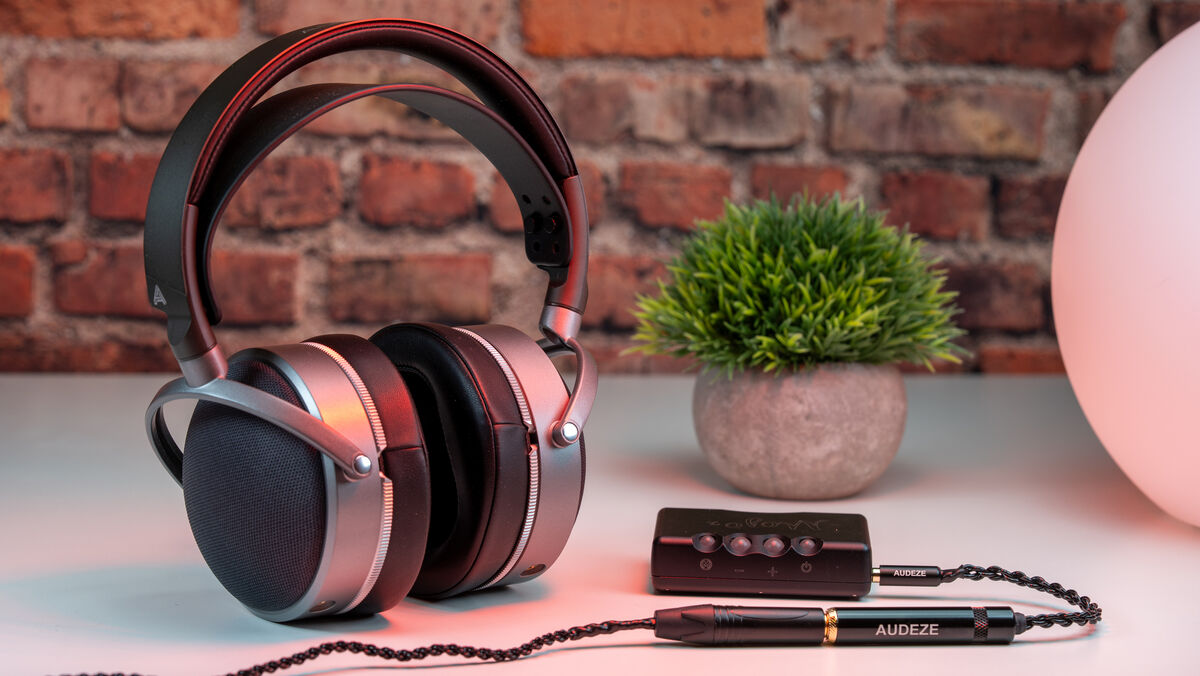 The LCD-S20 offers a rugged, industrial look with familiar metal yokes and a suspended headband design. Picture: Noel Campion.