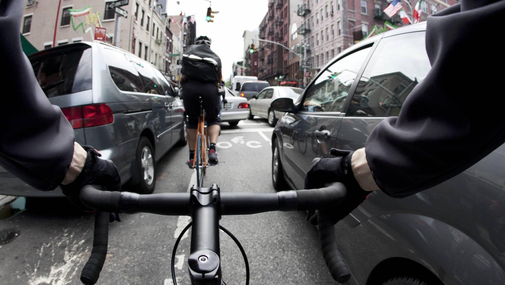 Colm O'Regan: Cycling courtesy to combat rage-bait