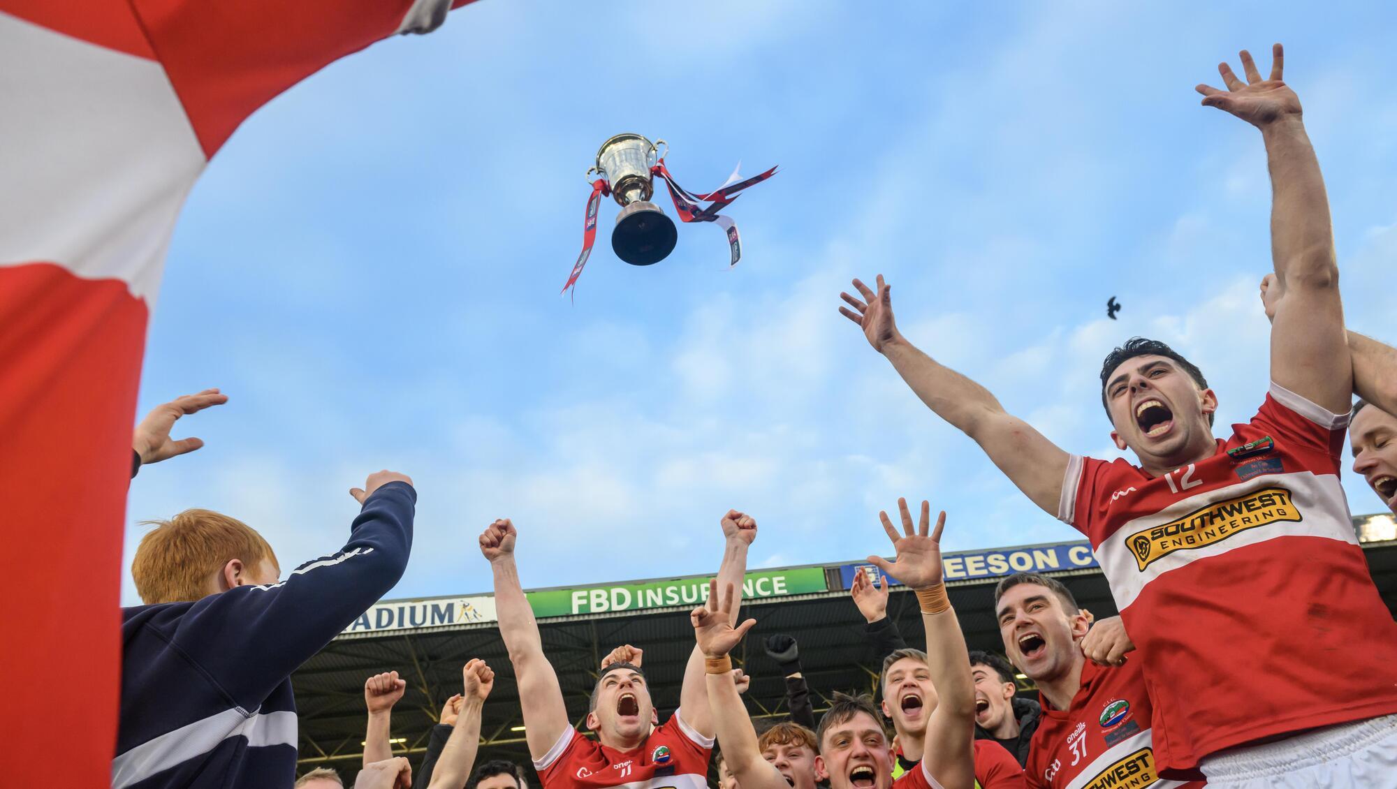Drama as Dingle clinch Munster title with last kick of the game against St Finbarrs 