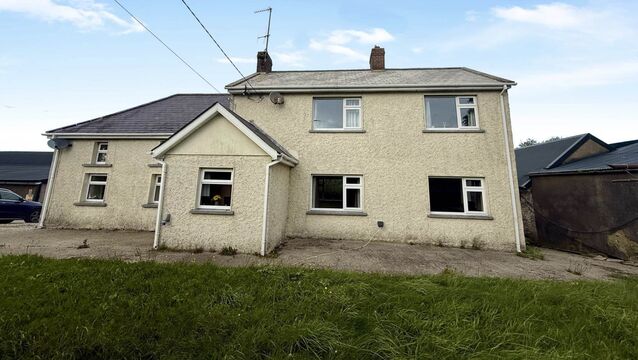 <p>The house on the farm at Ballycarrigeen, Wexford.</p>