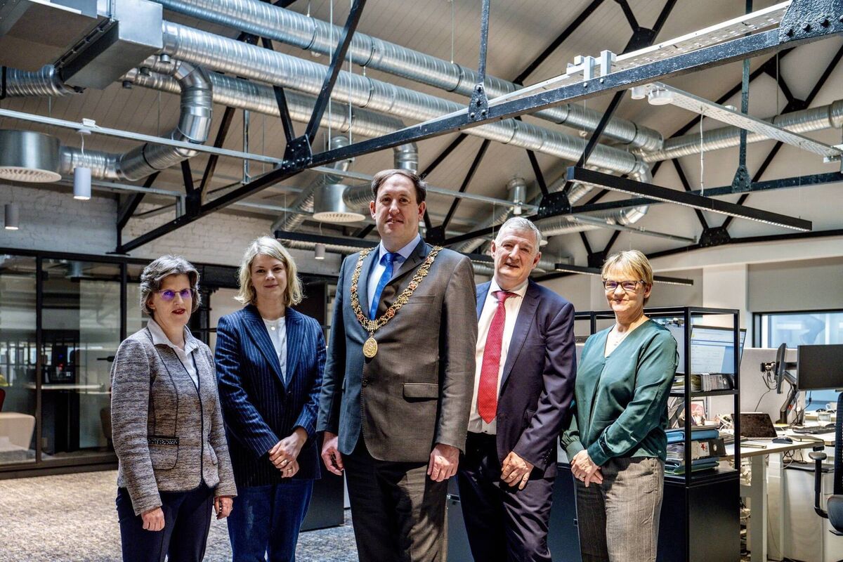 Directors at Savill’s Isobel O'Regan, Karen Nolan, Peter O'Meara, and Catherine McAuliffe with 2024 Lord Mayor of Cork, Cllr Kieran McCarthy, who visited Penrose House on Cork’s historic quays to mark the 200th anniversary of its completion. Picture: Chani Anderson Directors at Savill’s Isobel O'Regan, Karen Nolan, Peter O'Meara, and Catherine McAuliffe with 2024 Lord Mayor of Cork, Cllr Kieran McCarthy, who visited Penrose House on Cork’s historic quays to mark the 200th anniversary of its completion. Picture: Chani Anderson