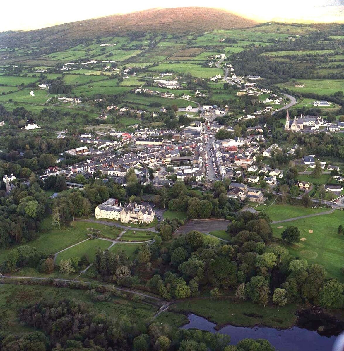 The Kenmare Local Area Plan has a target of at least 30% of new housing to be delivered with the existing towns and villages. Between 2012 and 2022, however, almost four in every five new homes in Kerry were ‘outside a settlement’.  File photo: Don MacMonagle