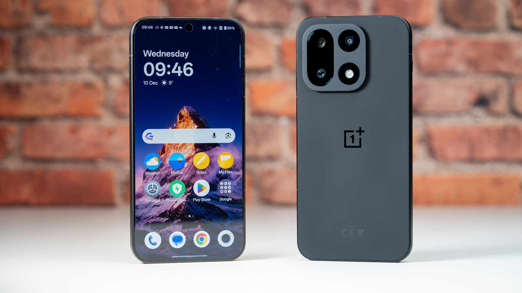 OnePlus 15 review: A powerful flagship with a battery beast