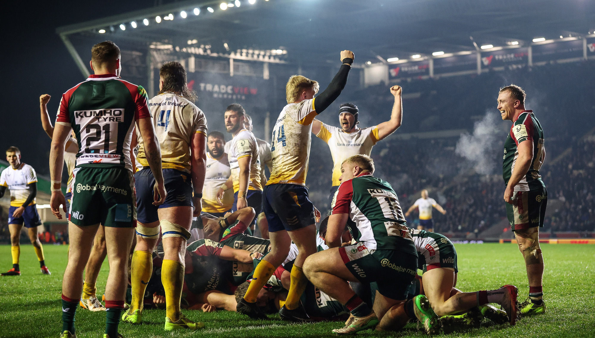 Leinster grind out win against gritty Leicester