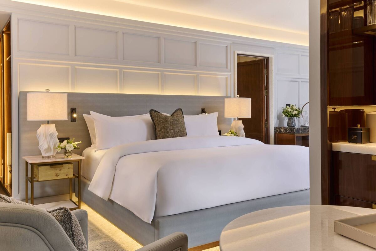 The Hawthorn, Galway