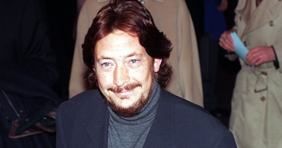 Driving Home For Christmas singer Chris Rea dies at 74