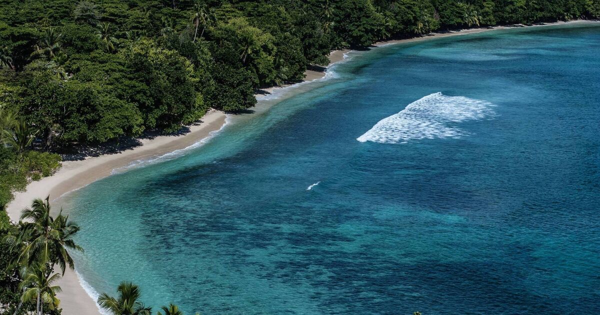 Tropical tourism and sustainability in the Seychelles