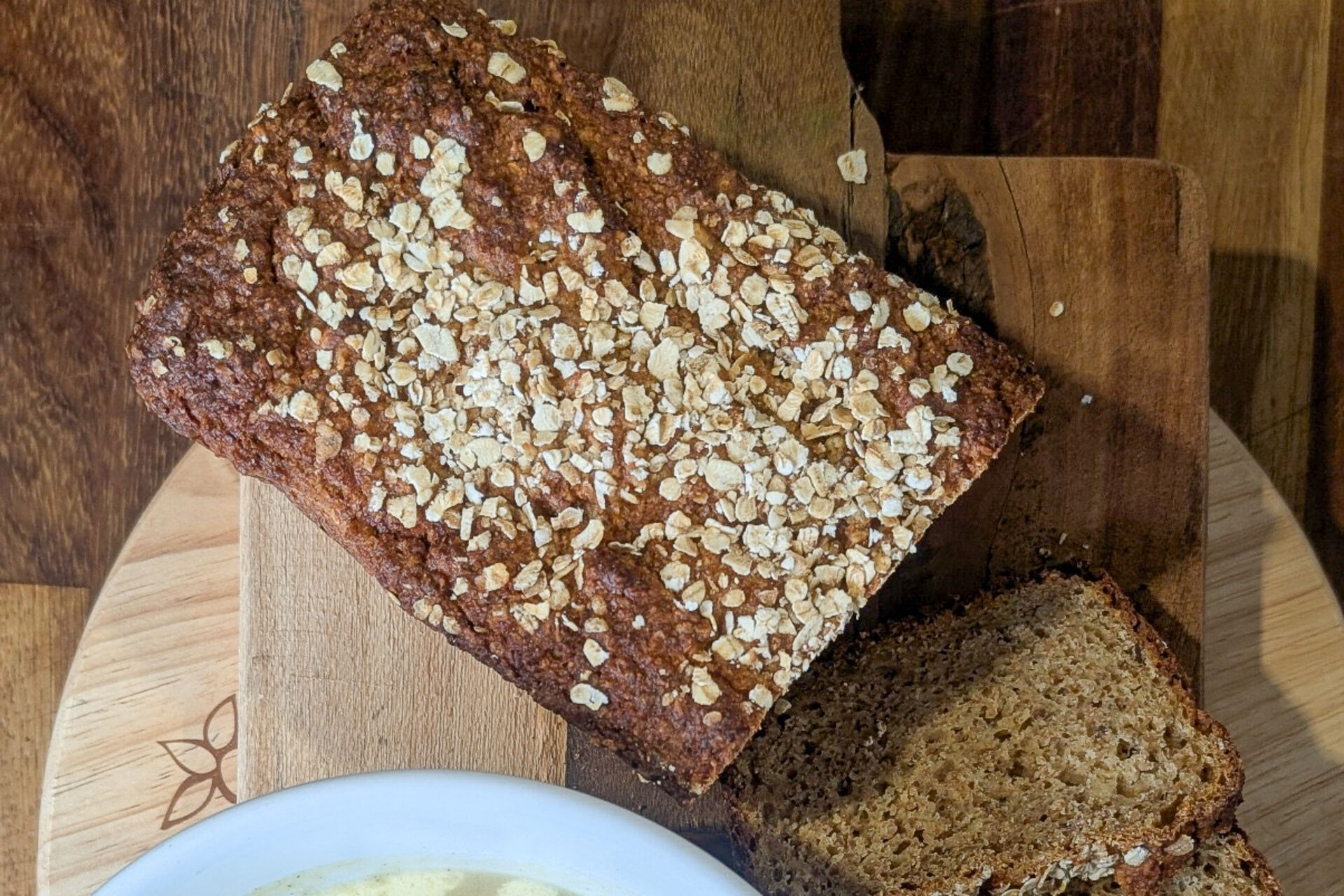 Creamy Leek and Potato Soup with Croutons