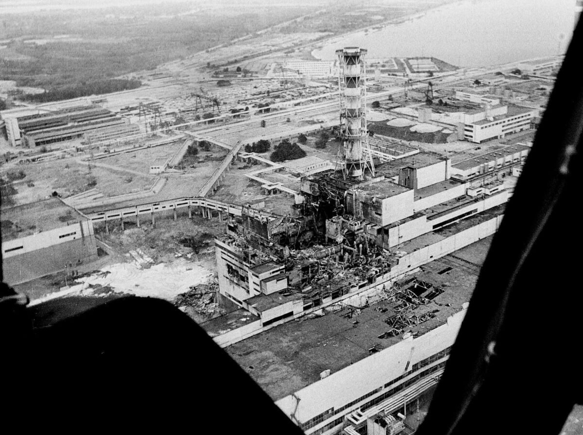 An aerial view of the Chernobyl nucler power plant in Ukraine two to three days after the world's worst nuclear accident in May 1986. File picture: AP 