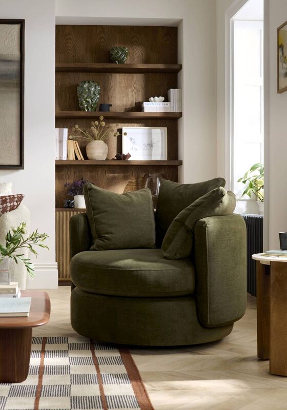 The Piccadilly chair.