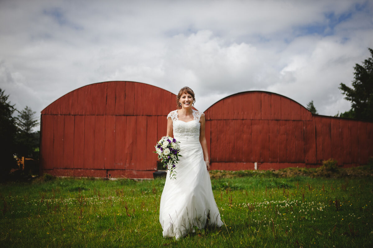 Jenny Fennessy in her wedding dress from Memories in Cork. Jenny Fennessy in her wedding dress from Memories in Cork.
