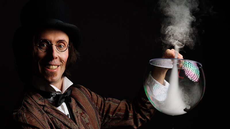 My Life with Finn Jesch: I am Ireland's first and only bubbleologist