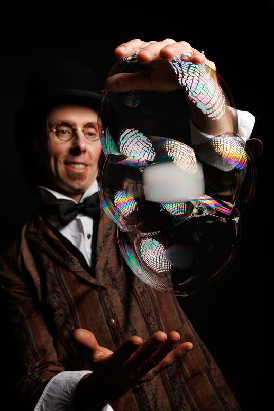 Finn Jesch, Bubbleologist, Scarriff, Co Clare. Picture: Eamon Ward Finn Jesch, Bubbleologist, Scarriff, Co Clare. Picture: Eamon Ward