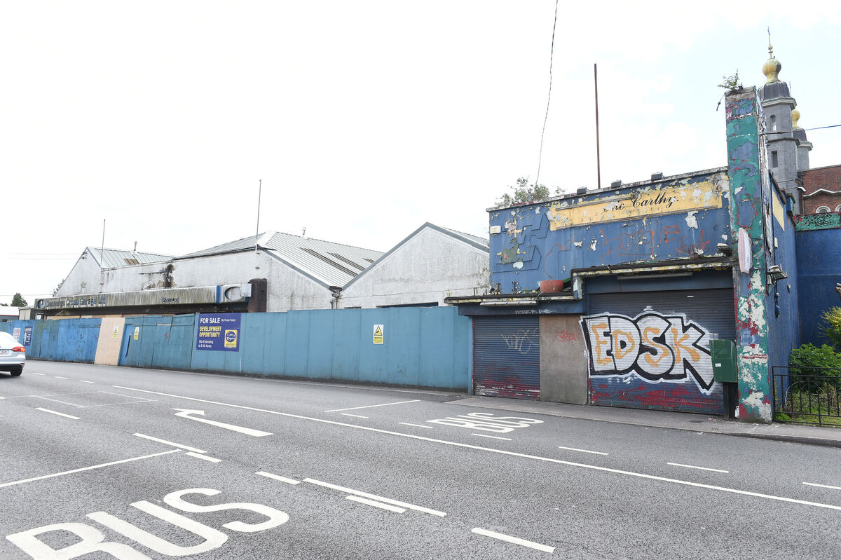 Former Dennehy's Cross Garage at Dennehy's Cross, Cork.