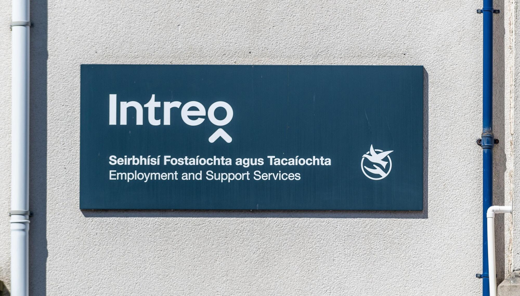 Youth unemployment rises for eighth consecutive month to 14%