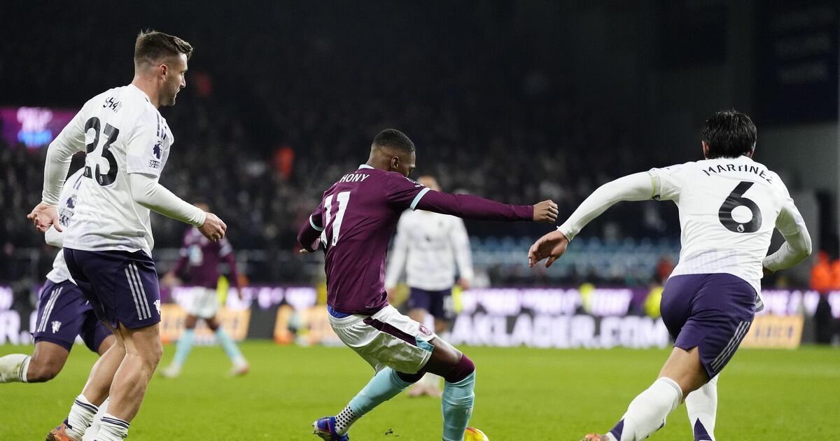 Anthony strike spoils Darren Fletcher's first game in charge of Manchester United