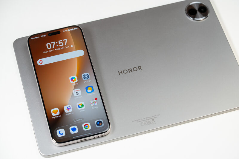 A large 6,270mAh battery helps the Magic 8 Pro deliver impressive all-day, and often two-day, battery life. Picture: Noel Campion.