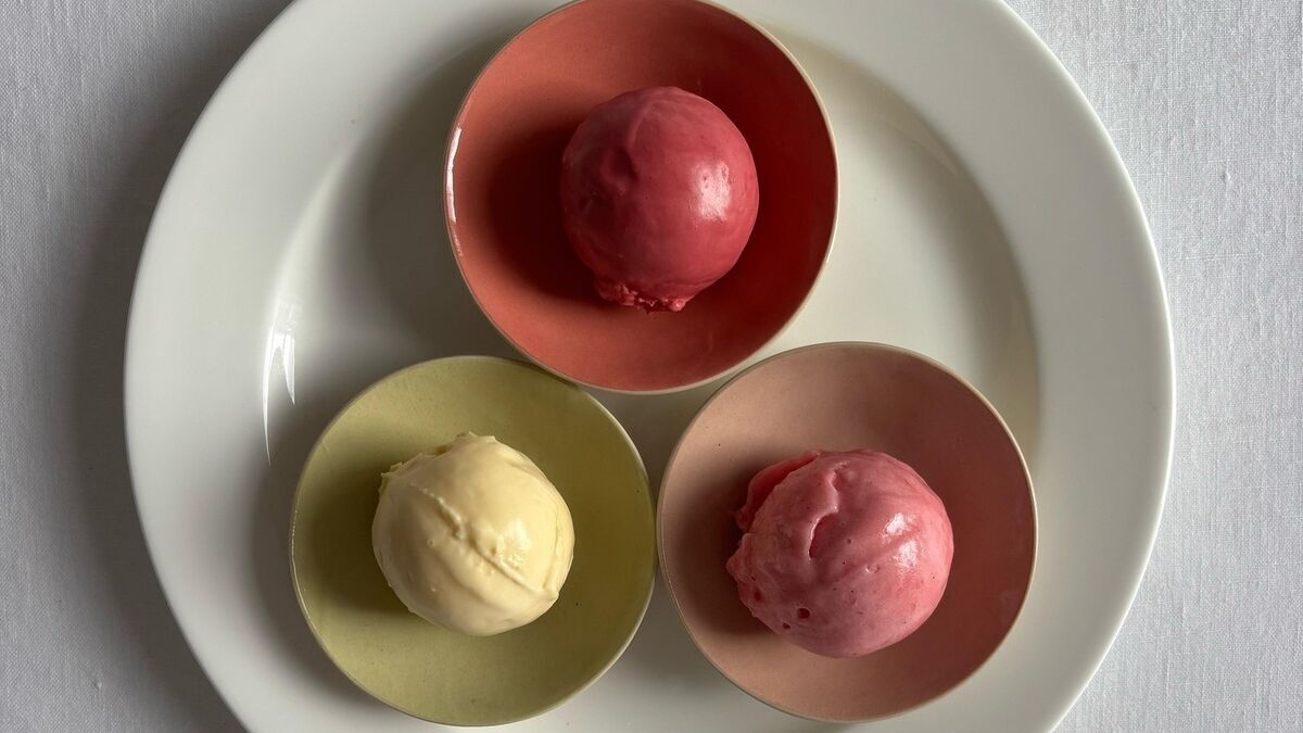 Snow White Apple Ice Cream from Spring in London